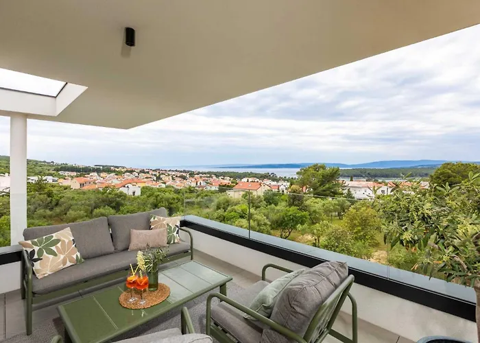 Luxury 45 With Infinity Pool Willa Punat