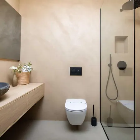 Luxury 45 With Infinity Pool * بونات