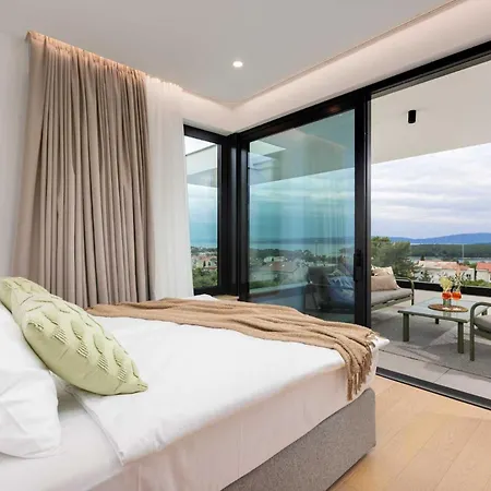 Luxury 45 With Infinity Pool * Punat