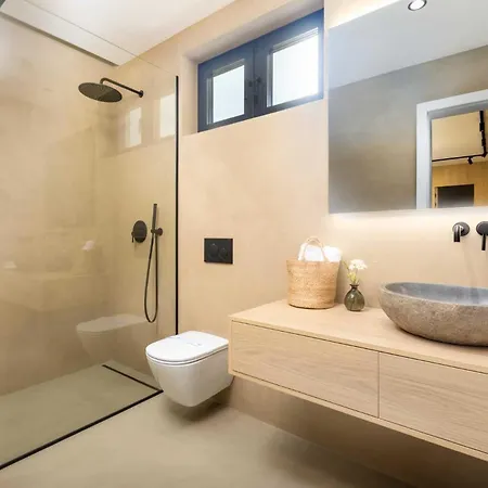 فيلة Luxury 45 With Infinity Pool بونات