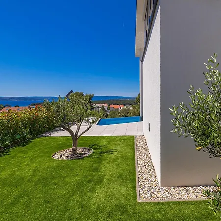 Luxury 45 With Infinity Pool Villa *