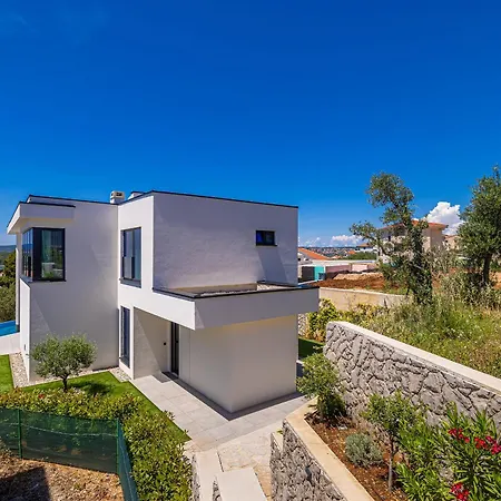 Villa Luxury 45 With Infinity Pool *