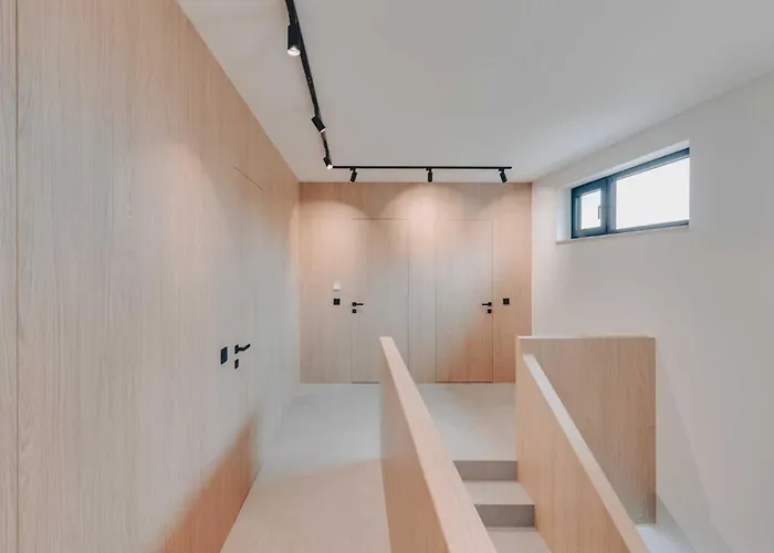 Luxury 45 With Infinity Pool Punat