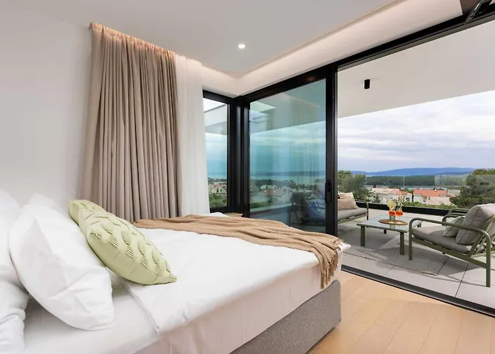 Luxury 45 With Infinity Pool * Punat