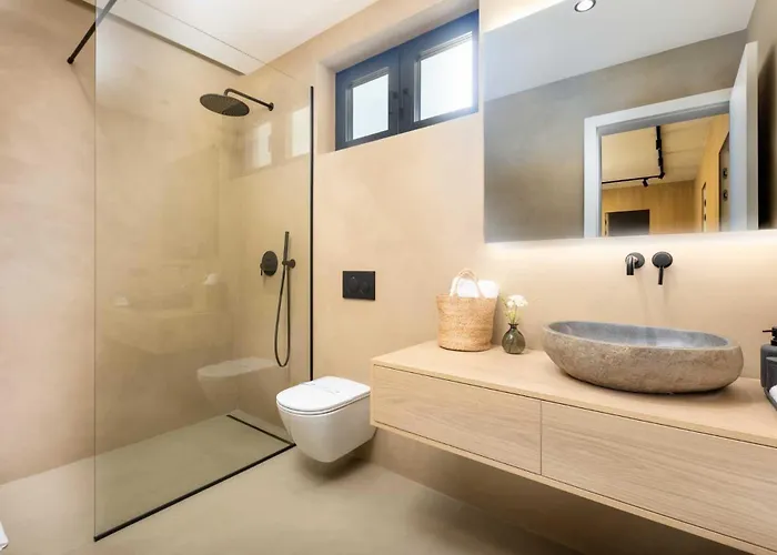 Villa Luxury 45 With Infinity Pool Punat